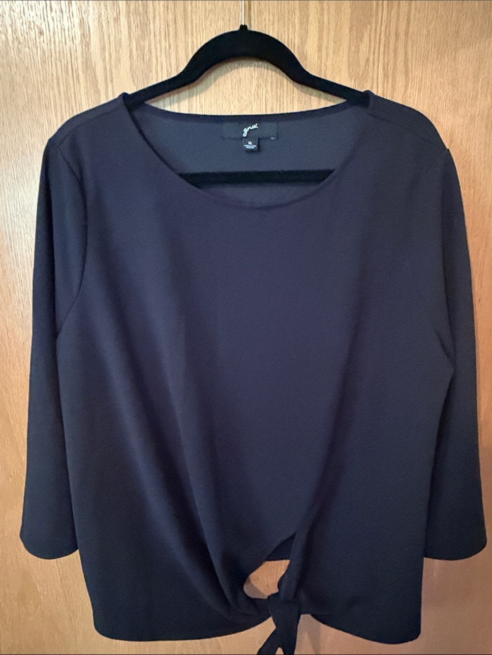 GNW Black Long-Sleeve Tie-Front Top